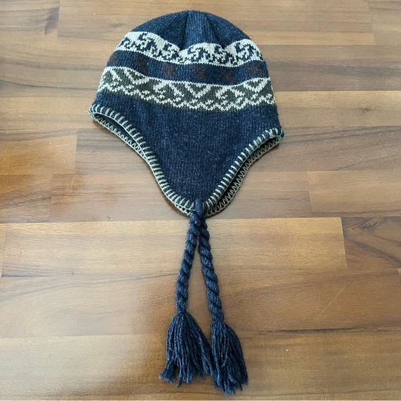 EcoRaggs Other - 🌿 EcoRaggs | Knit Ear Flap Hat with Tassels – Men’s One Size